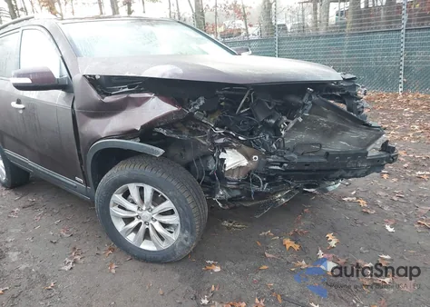 2011 Kia Sorento Ex from USA, damaged, VIN 5XYKUDA16BG009584